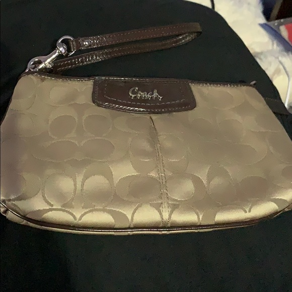 Once used Coach wallet wristlet - Picture 2 of 8